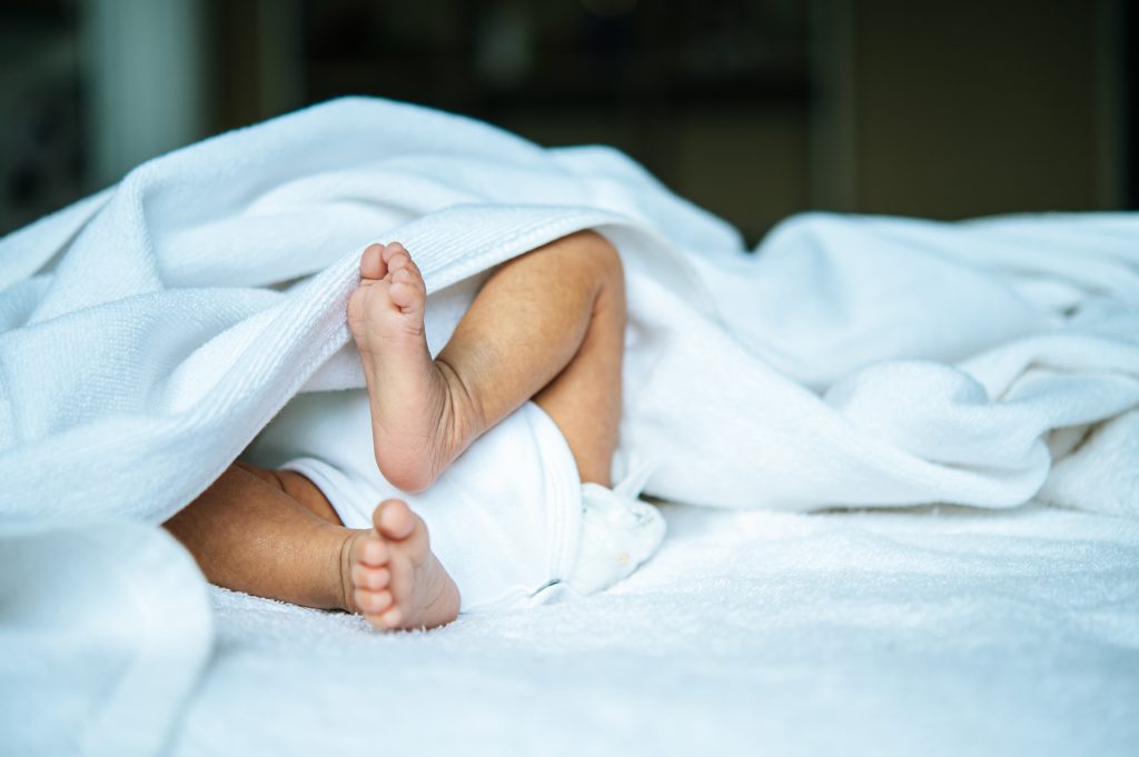 Penyebab Keringat Dingin Pada Bayi Dan Cara Mengatasinya Dr Brown S