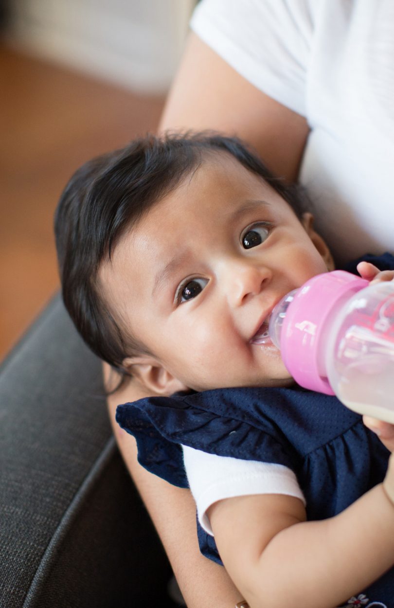 Lifestyle_Options_Bottle_Wide-Neck_Pink_O16A4160 Lifestyle_Options_Bottle_Wide-Neck_Pink_O16A4160