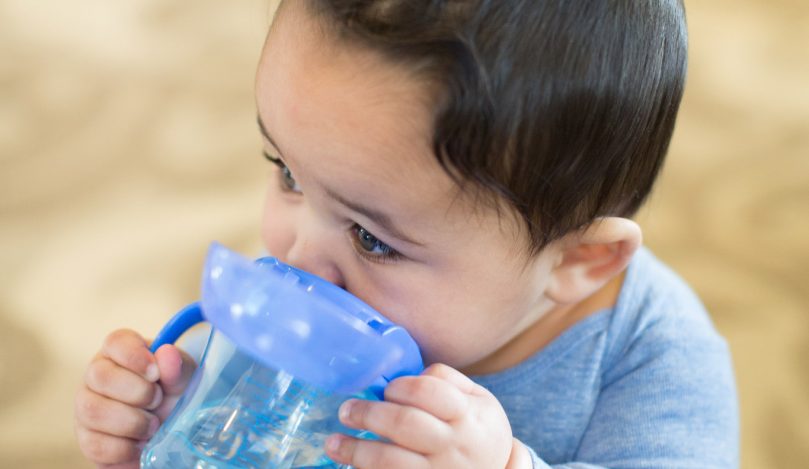 Lifestyle_Soft_Spout_Transition_Cup_O16A1333High-317 Lifestyle_Soft_Spout_Transition_Cup_O16A1333High-317