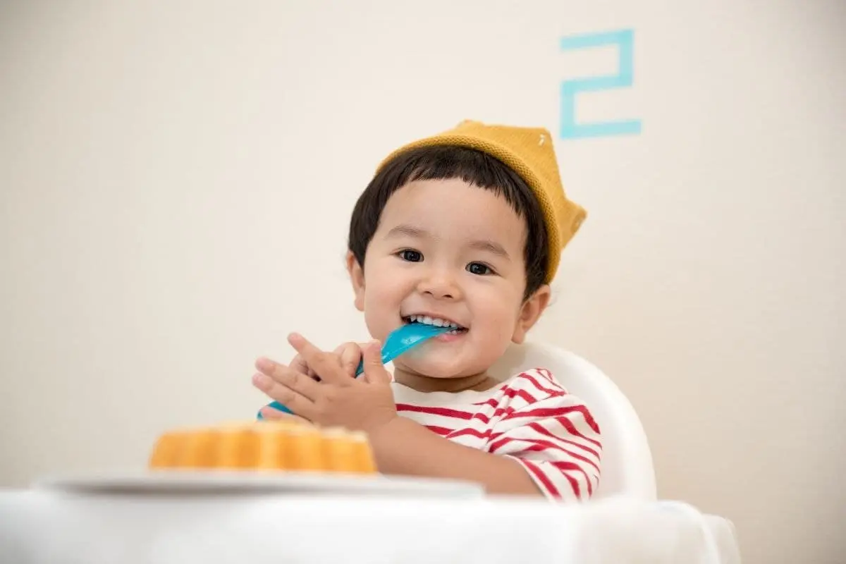 MPASI untuk Bayi Berusia 8 Bulan