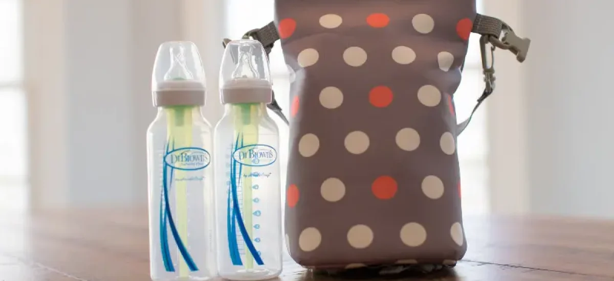 Lifestyle_Convertible_Bottle_Tote_O16A5238