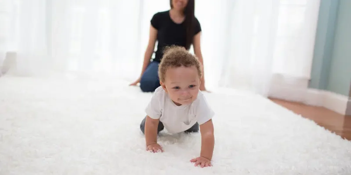 Lifestyle_No_Product_Mom_Baby_O16A6550