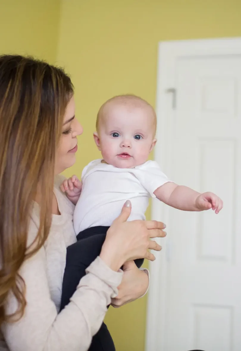 Lifestyle_No_Product_Mom_and_Baby_O16A1333High-238