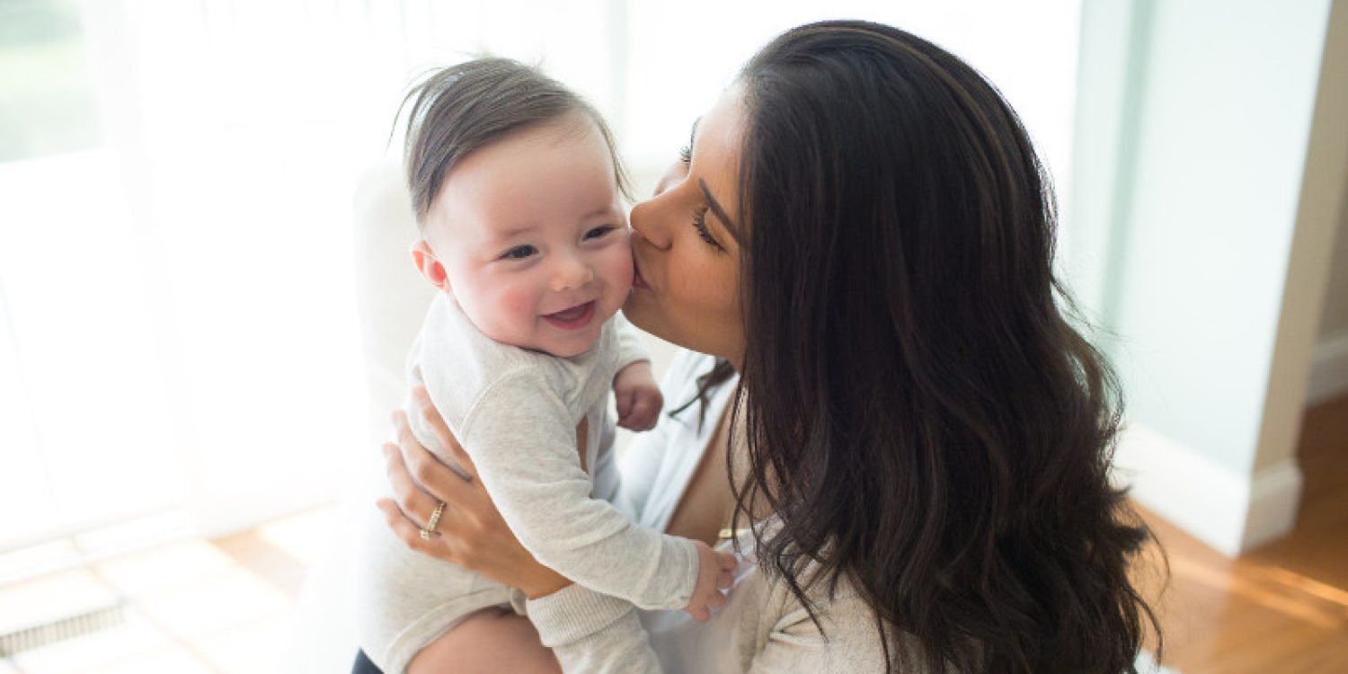 Lifestyle_No_Product_Mom_and_Baby_O16A2968