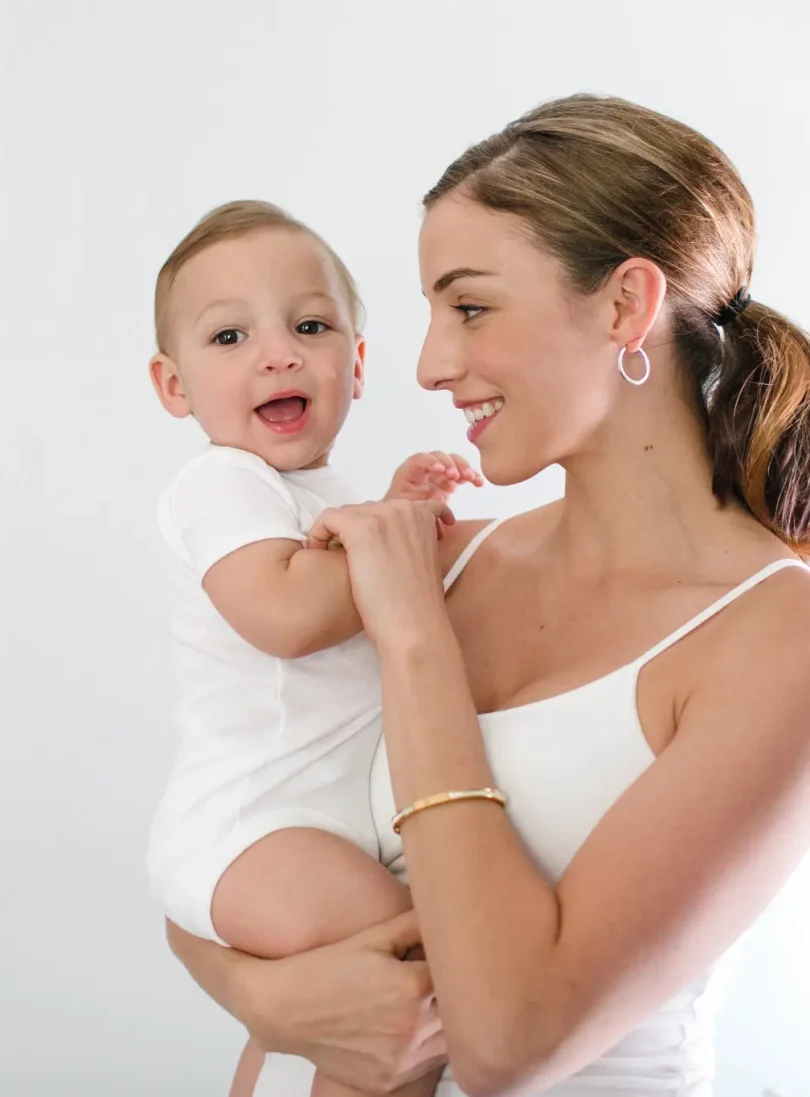 Lifestyle_No_Product_Mom_and_Baby_O16A4800