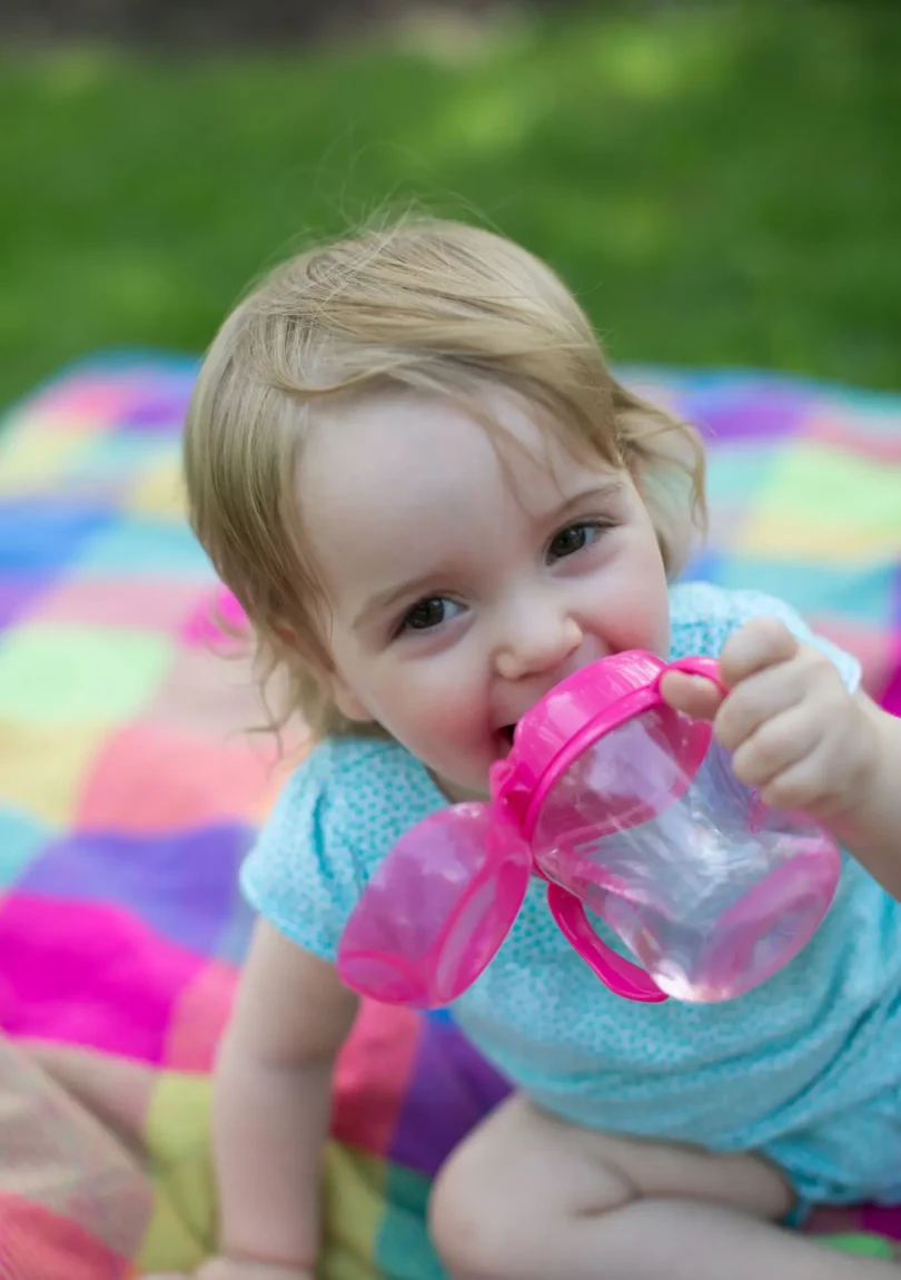 Lifestyle_Soft_Spout_Transition_Cup_O16A9308