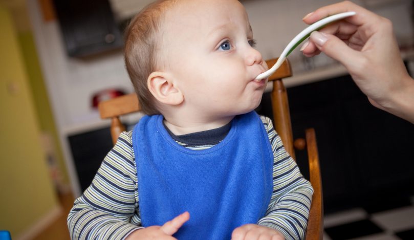 Lifestyle_Solid_Feeding_Spoon_17_H