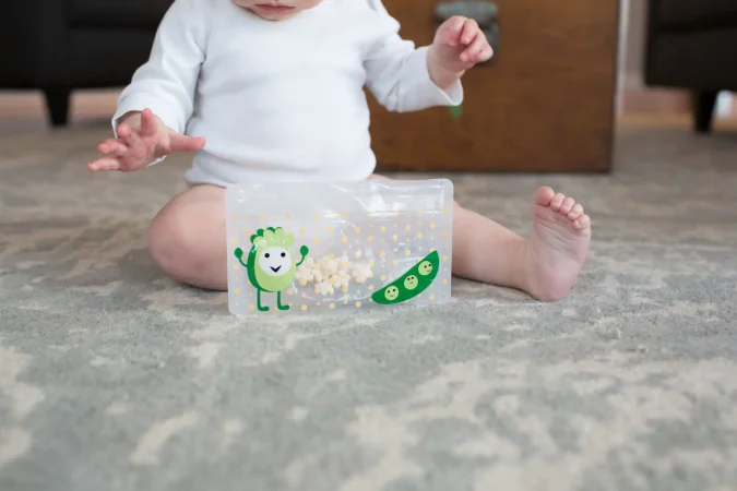 Lifestyle_Solid_Feeding_Tummy_Grumbles_Snack_Bag_O16A4799