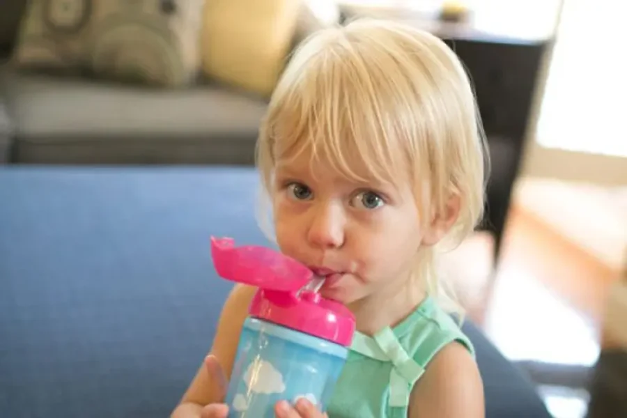 straw-cup-01